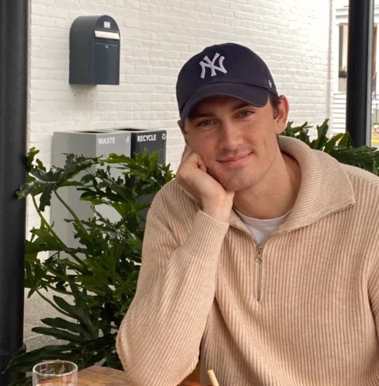 Coffee + walk in Venice, then brunch